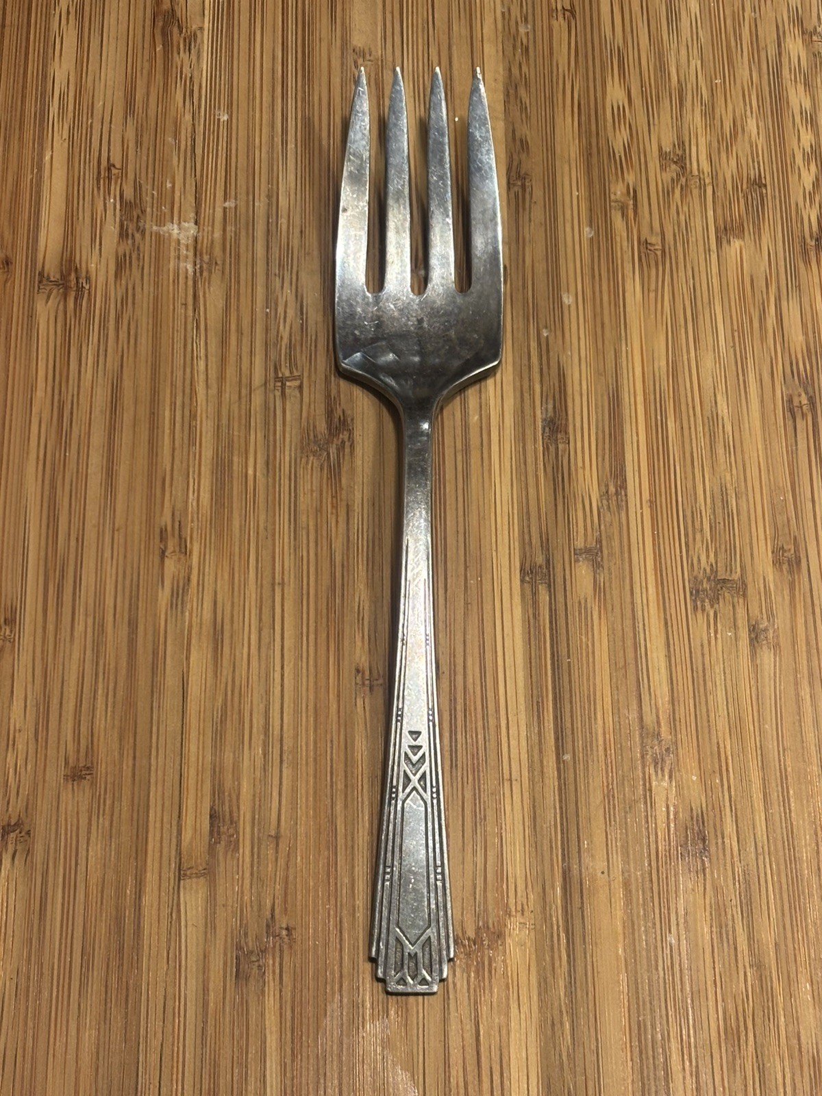 Oneida Community Silverplate Meat Fork Tudor Plate Discontinued 8.5″ No Reserve