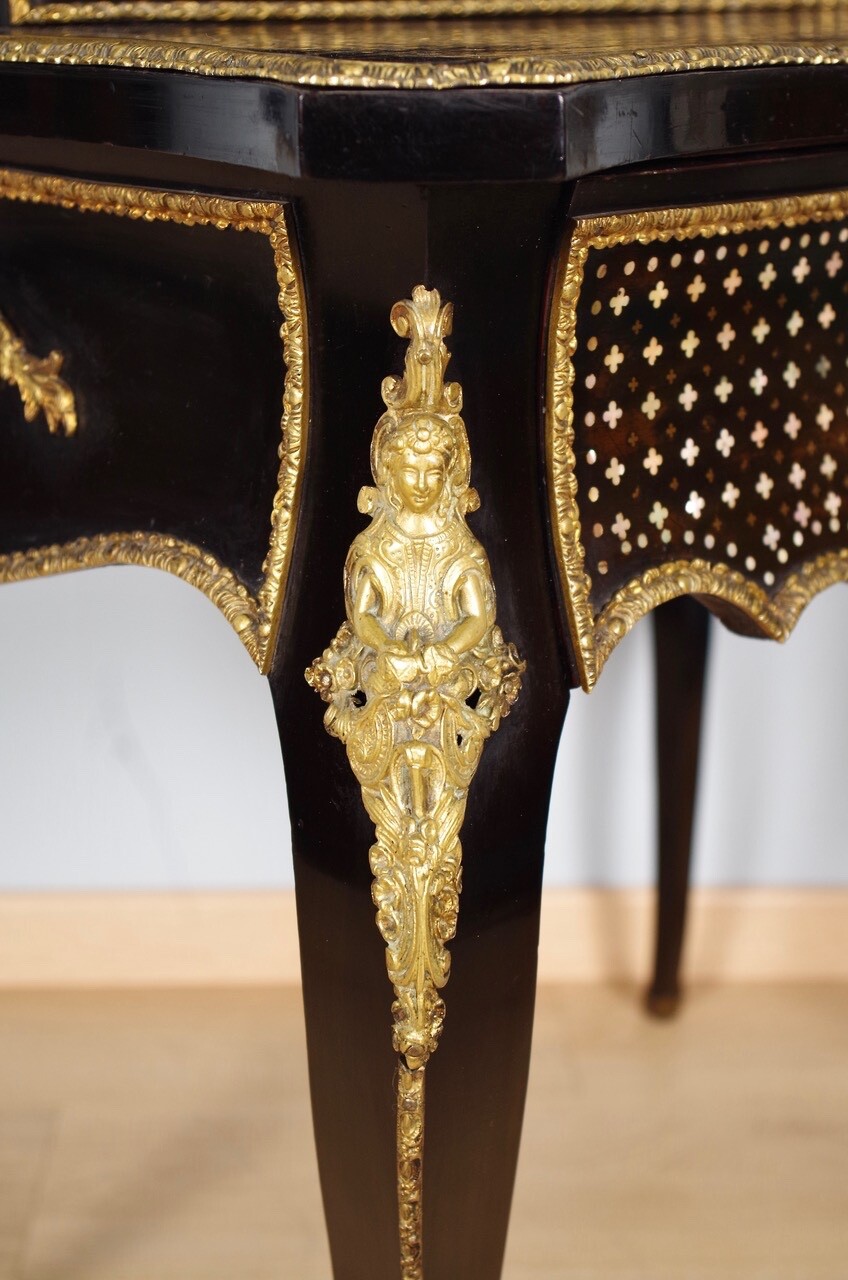 Return from Egypt Mahogany Consulate Armchair, circa 1800