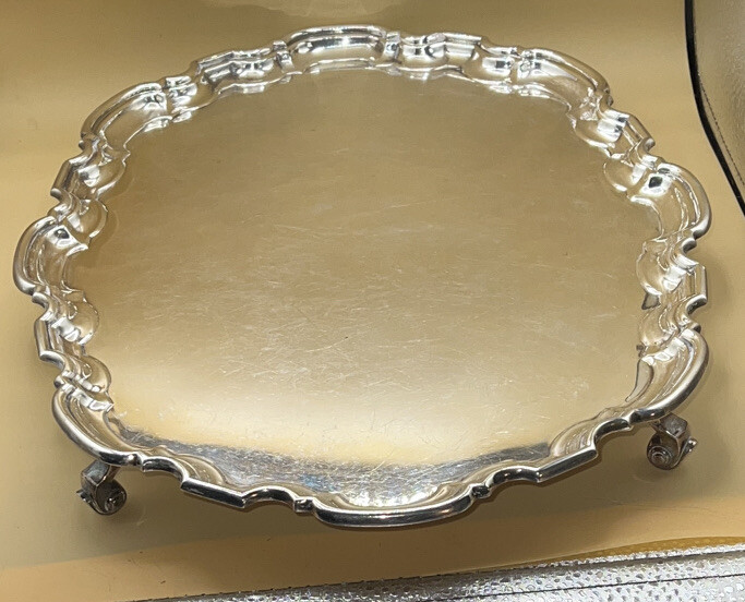 WALTER H WILLSON Silverplate Tray 16″ X 12.5 Footed Salver 7656 Made In England