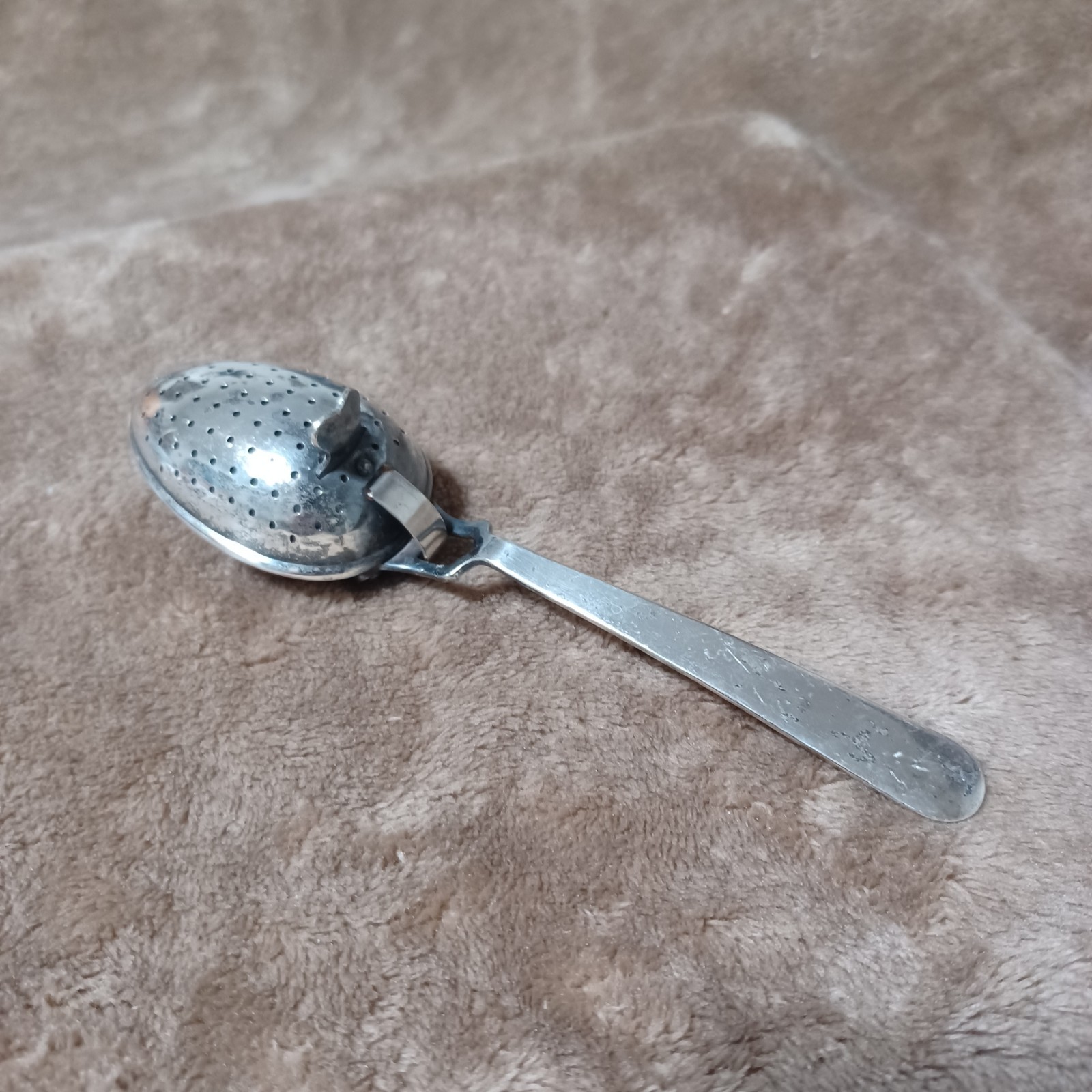 Electro Plated Nichol Silver Vintage Tea Infuser From England