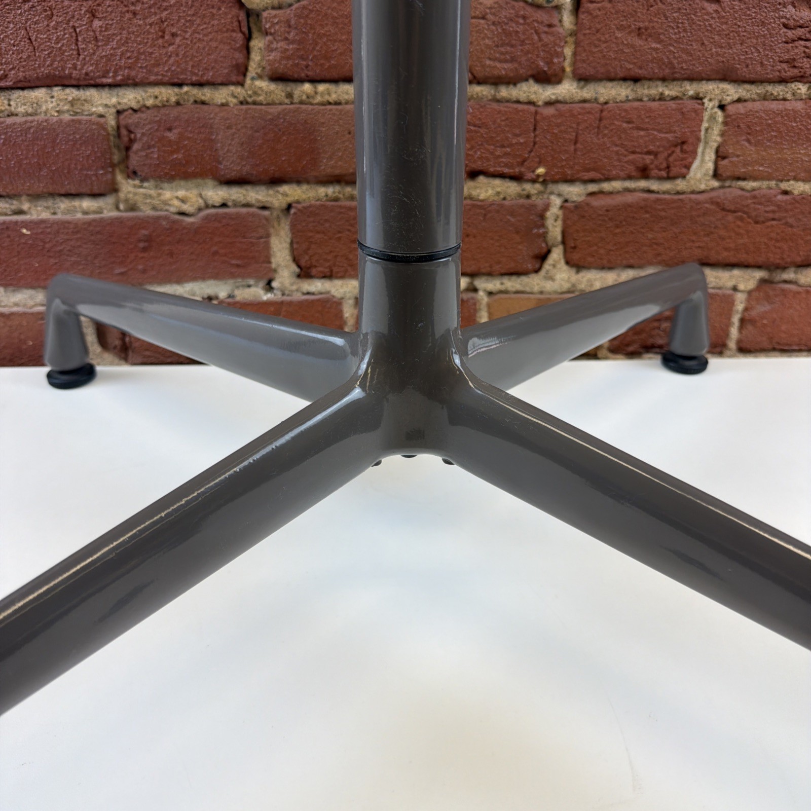 Herman Miller Eames Segmented Aluminum Group Dining Table Base Dark Gray