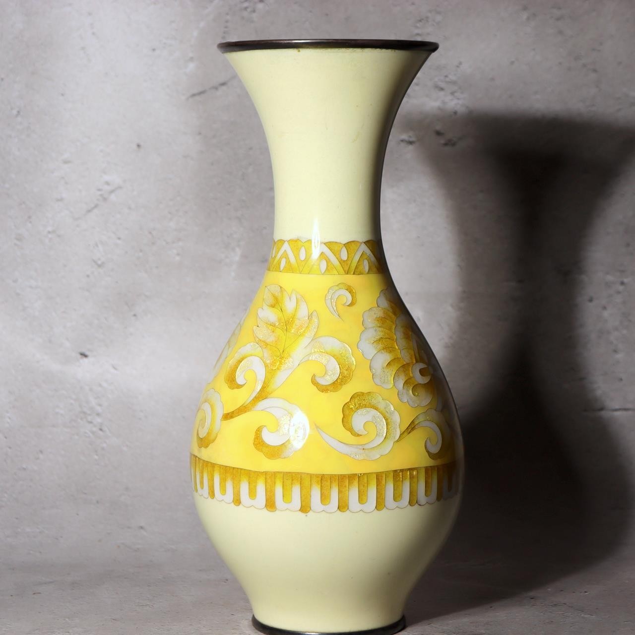 Vintage Japanese Cloisonne Enamel Vase Ota Hiroaki Pure Silver Rim OSV10
