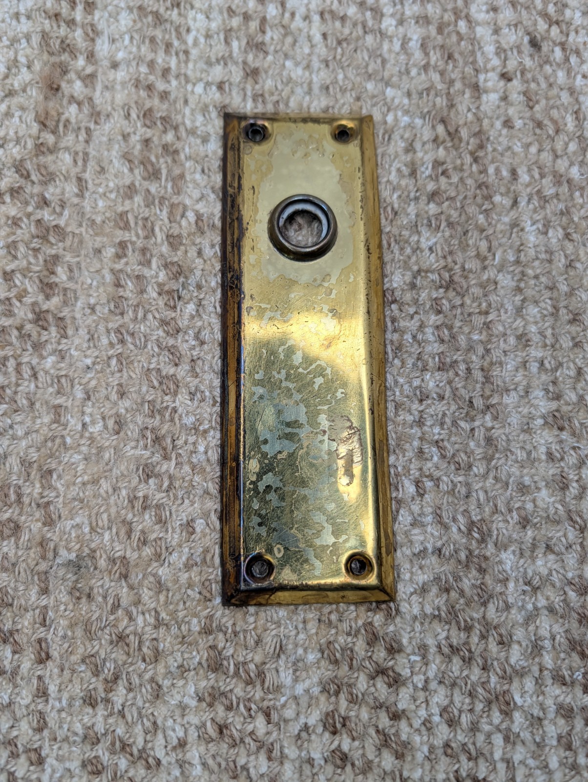 2 1/4″ x 7″ Antique Stamped Brass Door Knob Plate