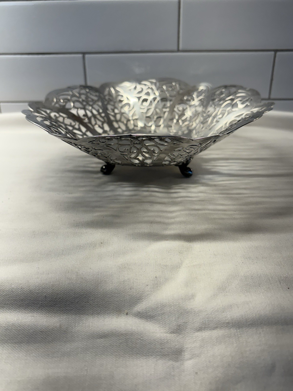 Vintage Lovelace Intl. Silver Co EPNS 3016 Lace Footed Candy Dish 8” Diameter