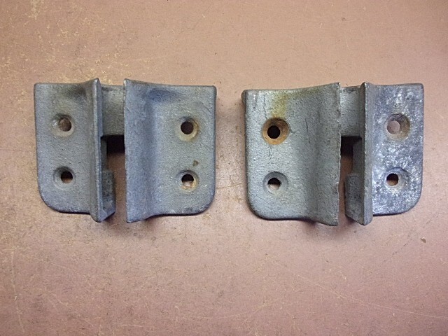 Vintage Pair of Galvanized Wilcox & Crittenden Oar Lock Mounts for 1/2″ Posts