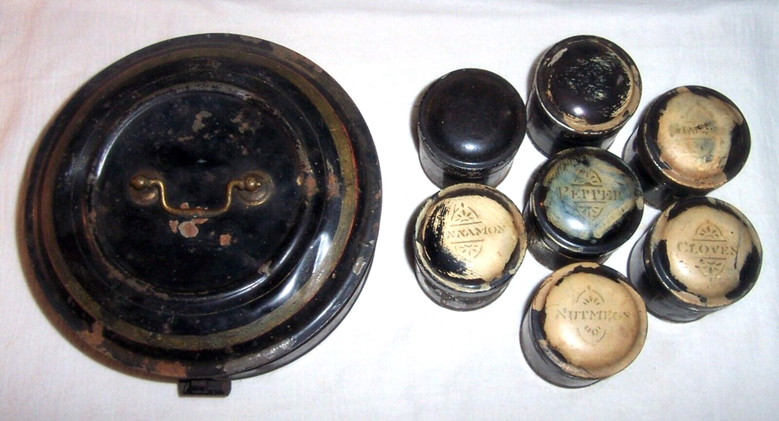 Antique Primitive Round Tin Spice Box with 7 Stenciled Spice Kitchen Canisters