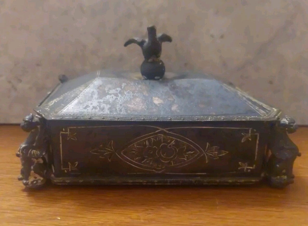 Antique Simpson Hall Miller Trinket Box