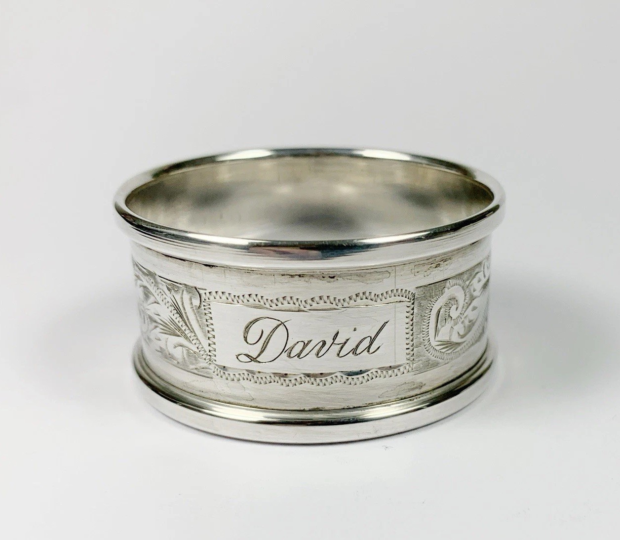 Sterling Silver Napkin Ring ‘David’ Birmingham 1972 Engraved Foliate Design
