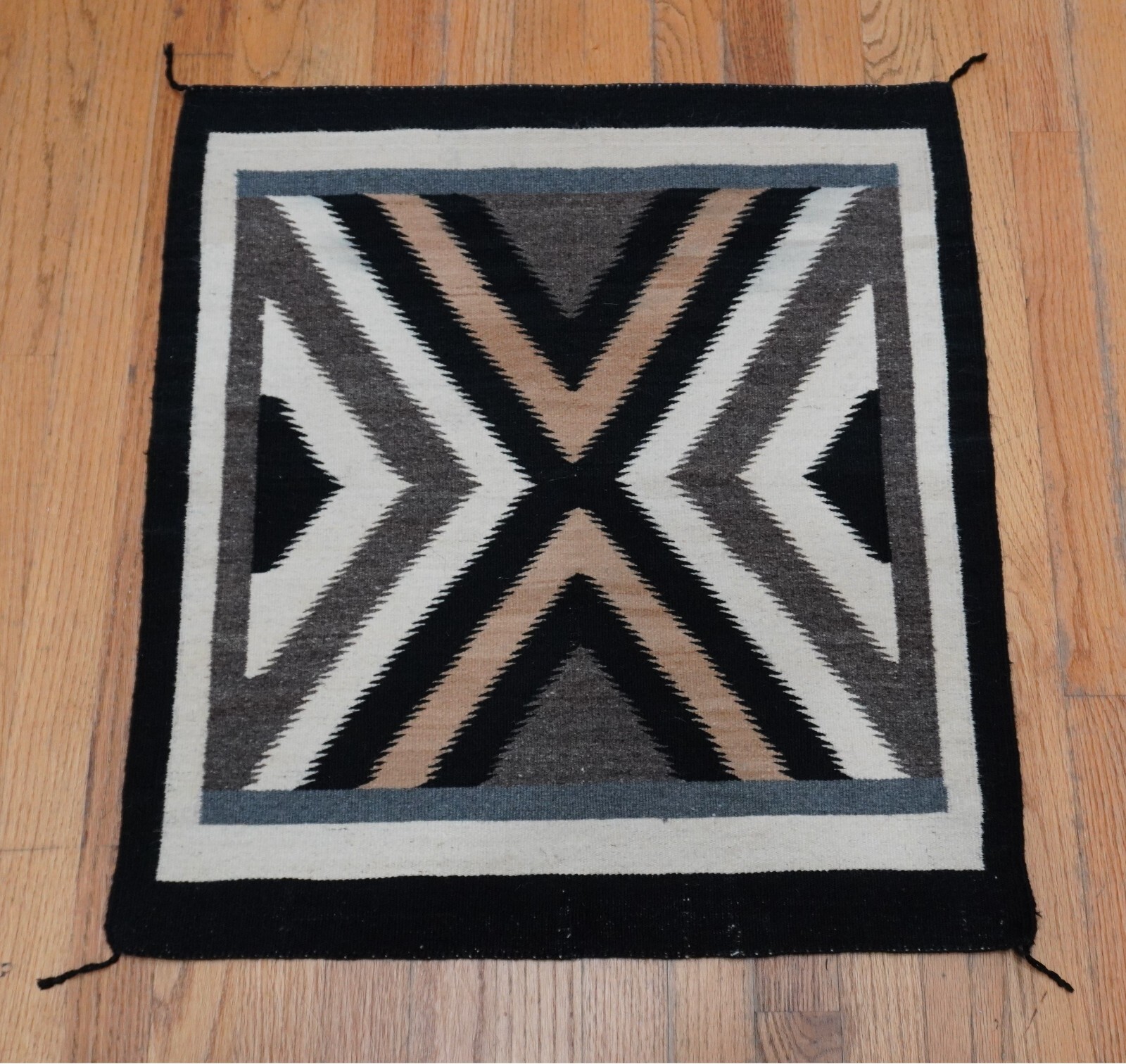 Antique American Navajo X Design Handmade South West Wool Rug 2’1″ x 2’3″