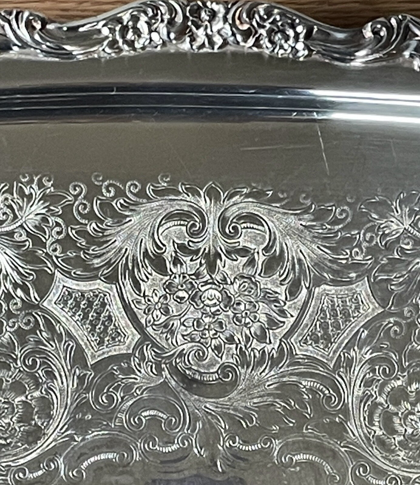 VGT INT’L SILVER HEAVY 20.5” LONG SILVER PLATE FOOTED TRAY W/HANDLES “COUNTESS”