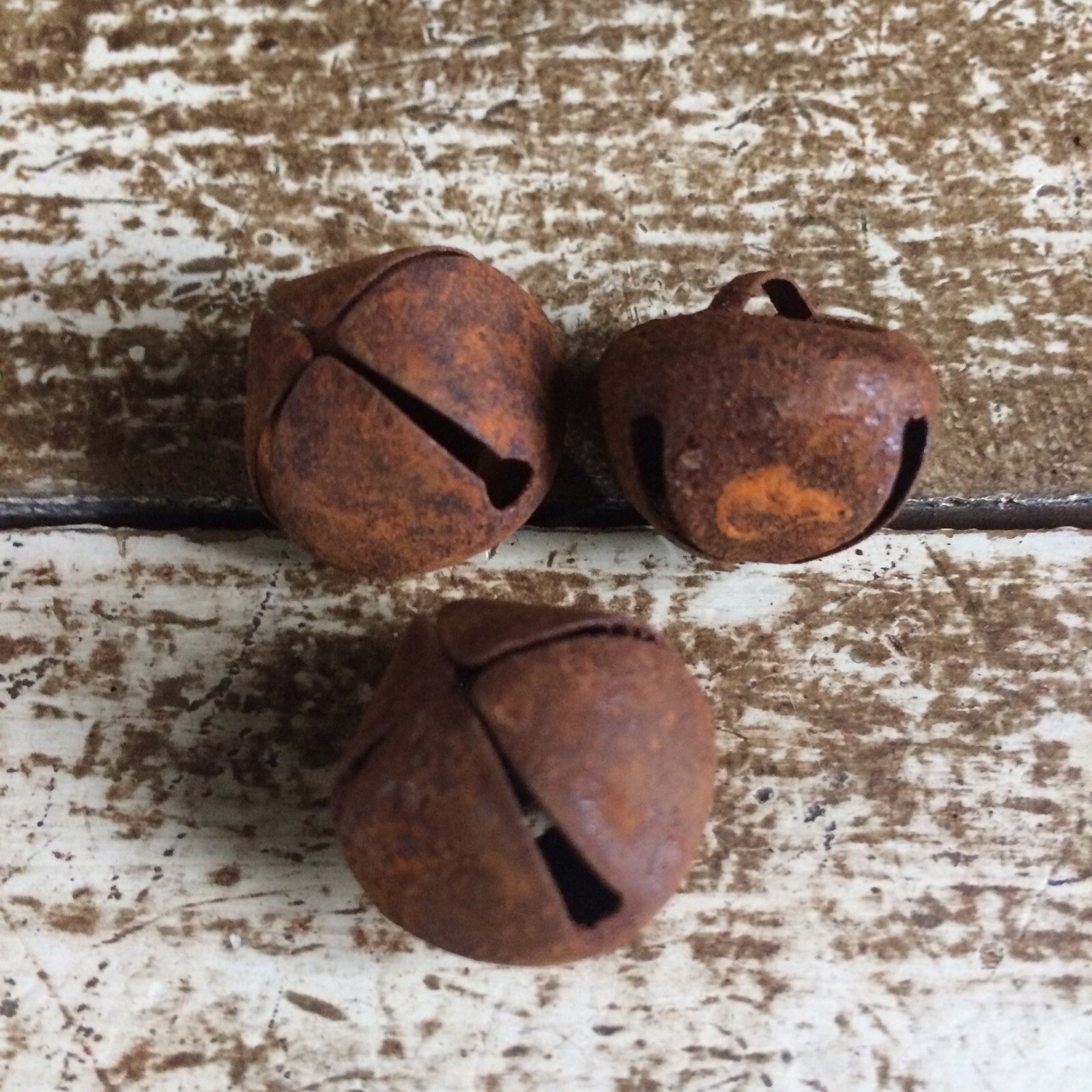 33pc Sample Lot Rusty Metal Barn Stars Jingle Bells Wire Folk Art Craft Supplies