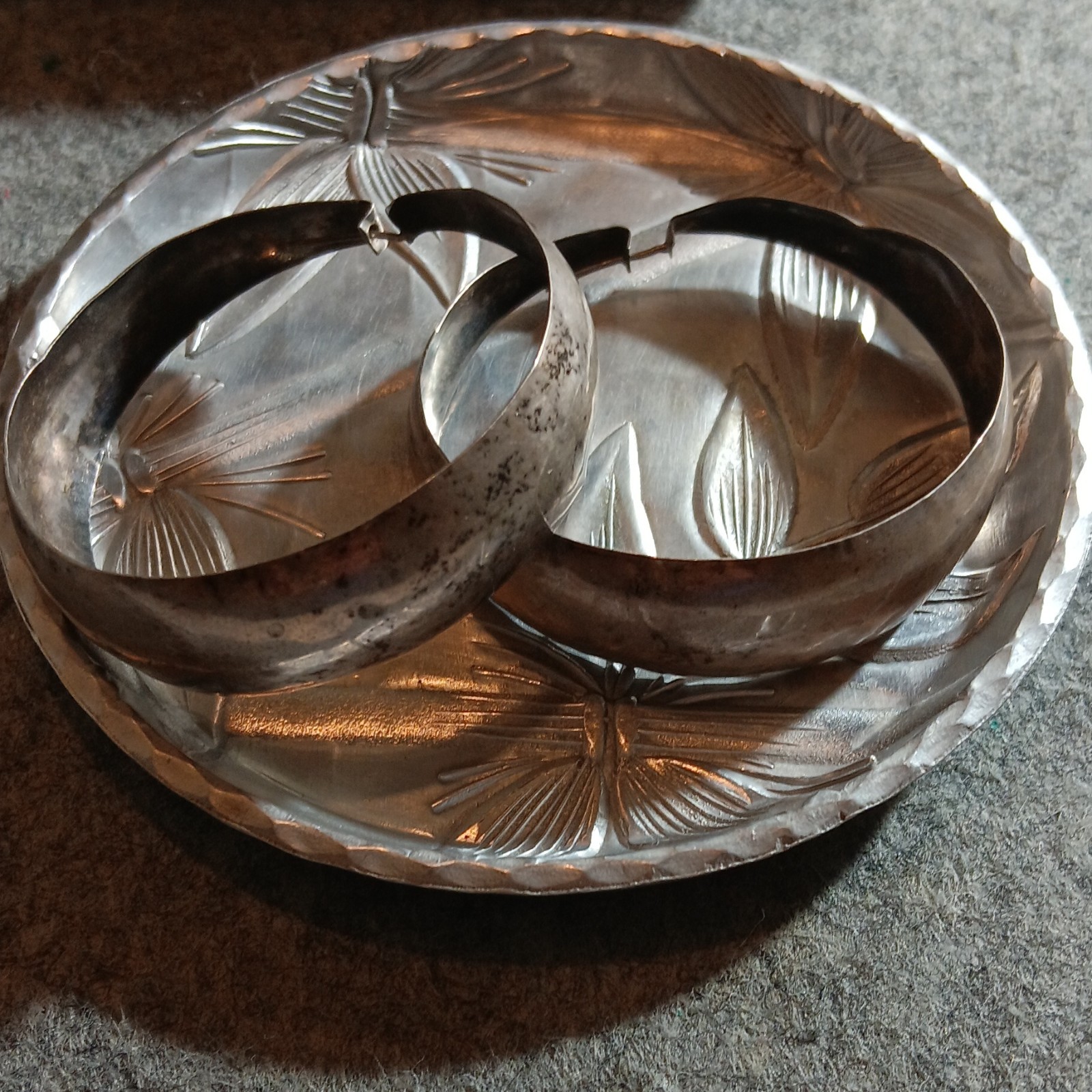 Taxco Floral Silver Bracelet Mid-Century Modern Mexico Post-1940