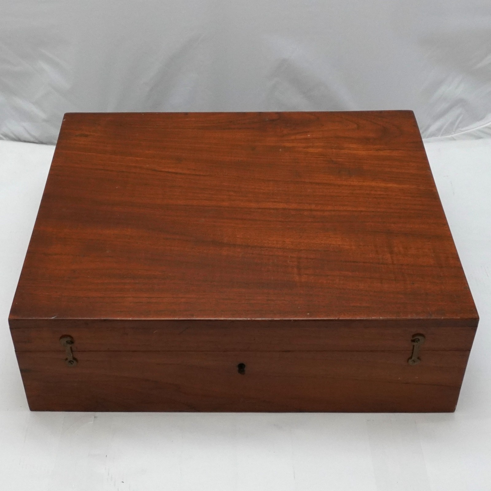 Victorian circa 1880 oak wooden box / case initialed G. C. Dass on each handle