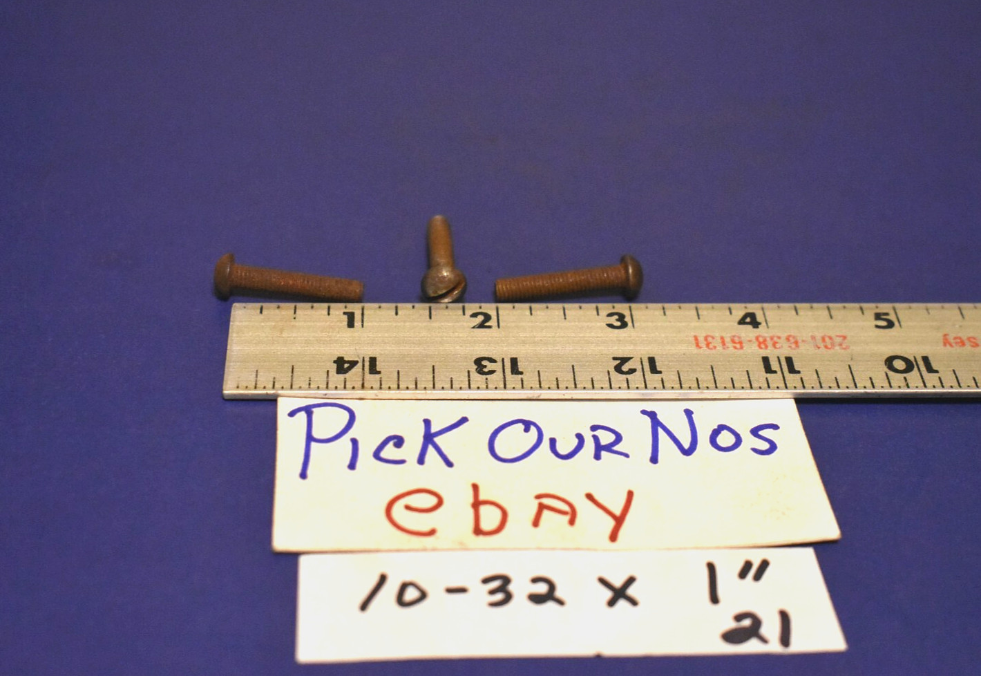 21 Vintage 10-32 x 1″ Slotted Round Head Steel Machine Screws/Bolts