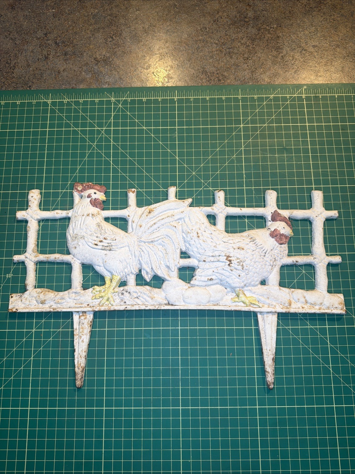 Awesome Vintage Cast Iron Rooster Hen GARDEN FENCE STAKES Patina 18.5”x11”