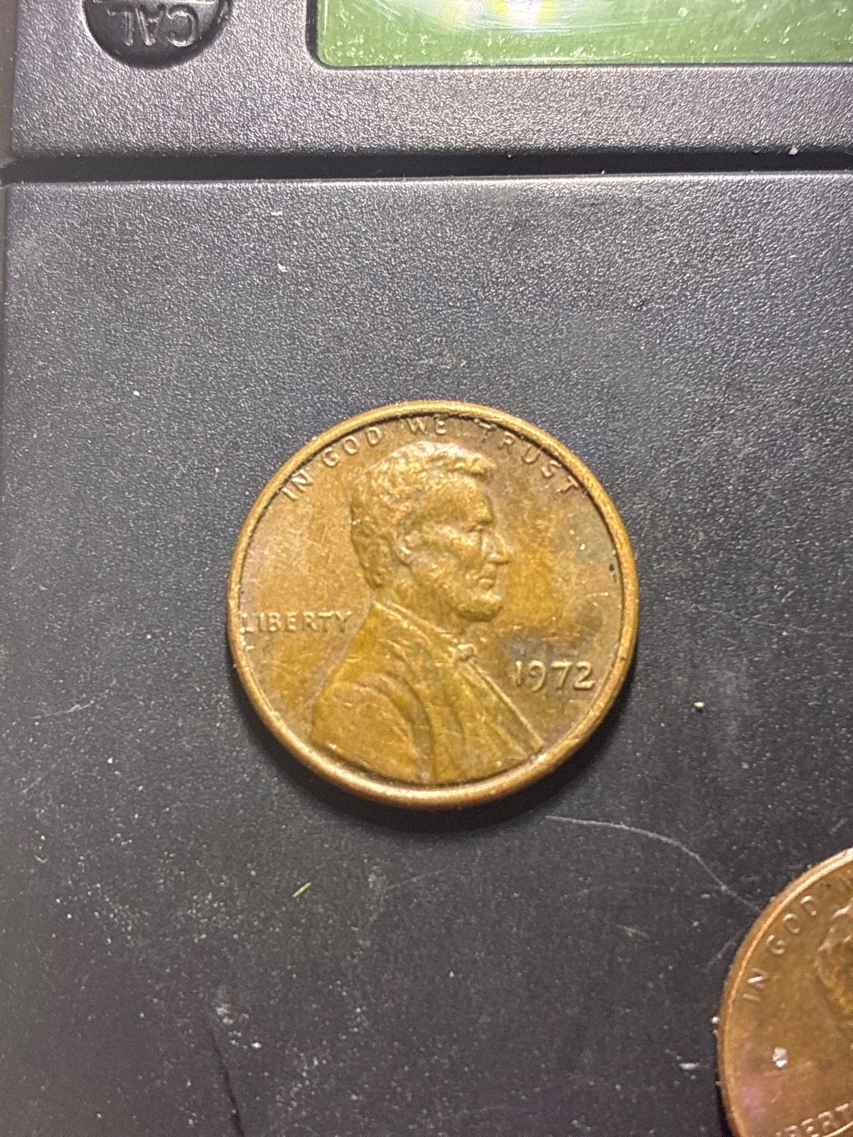 1972 no mint mark rim error penny DDO  3.04g 1972 copper brown patina is remarka