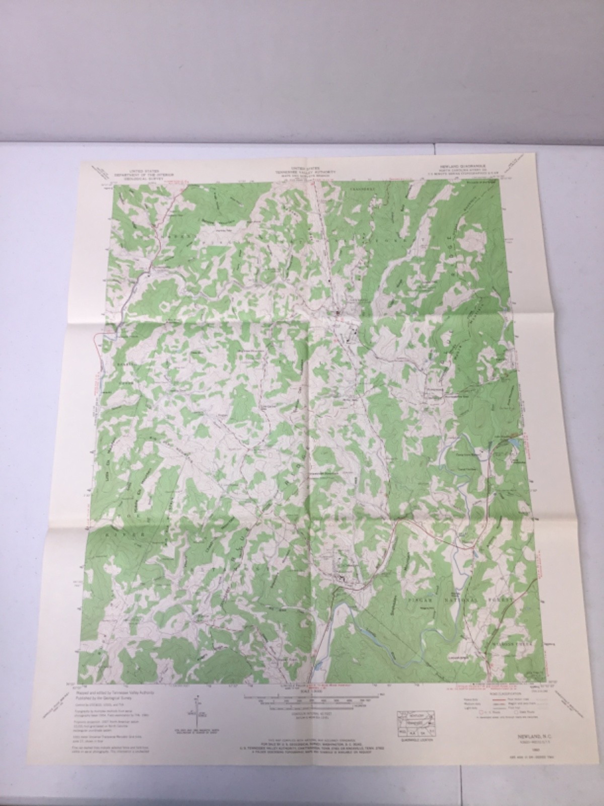 Vintage TVA Topographic Map. 1960 Newland NC, 22″x27″