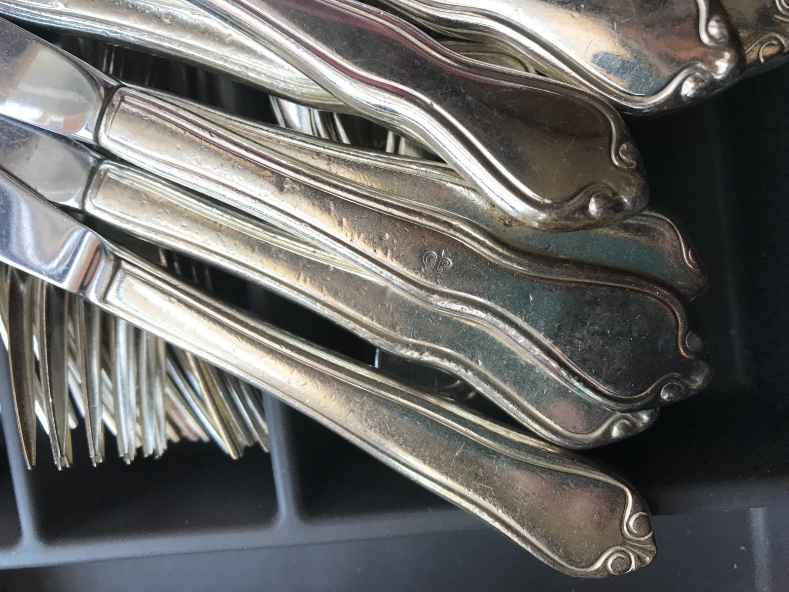 58 pc CROYDEN Silverplate Flatware Dinner/Salad Forks Knives Oneida Ltd