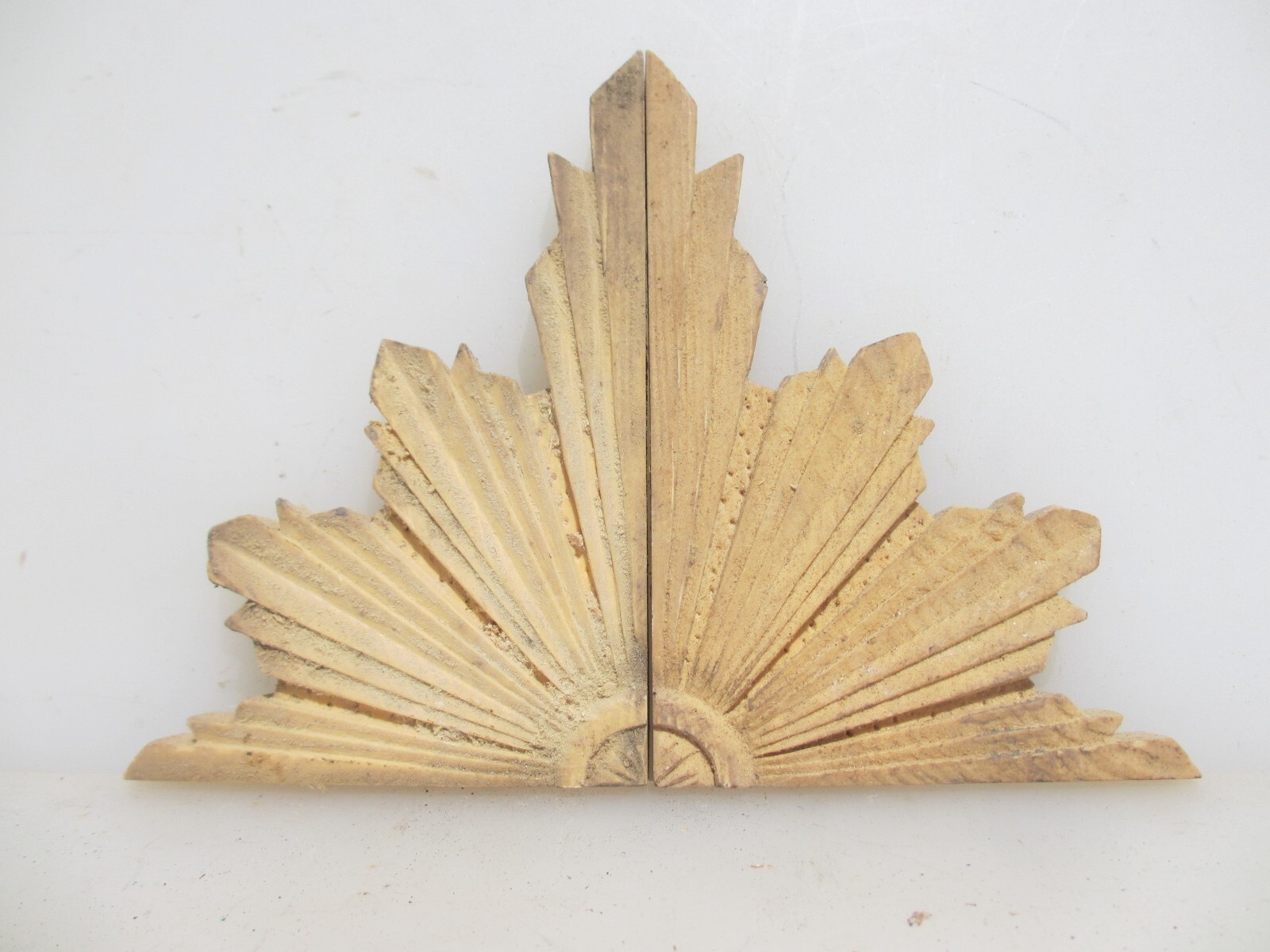 Carved Wooden Furniture Decorative Mounts Art Deco Star Sun FAUX Wood – £10each