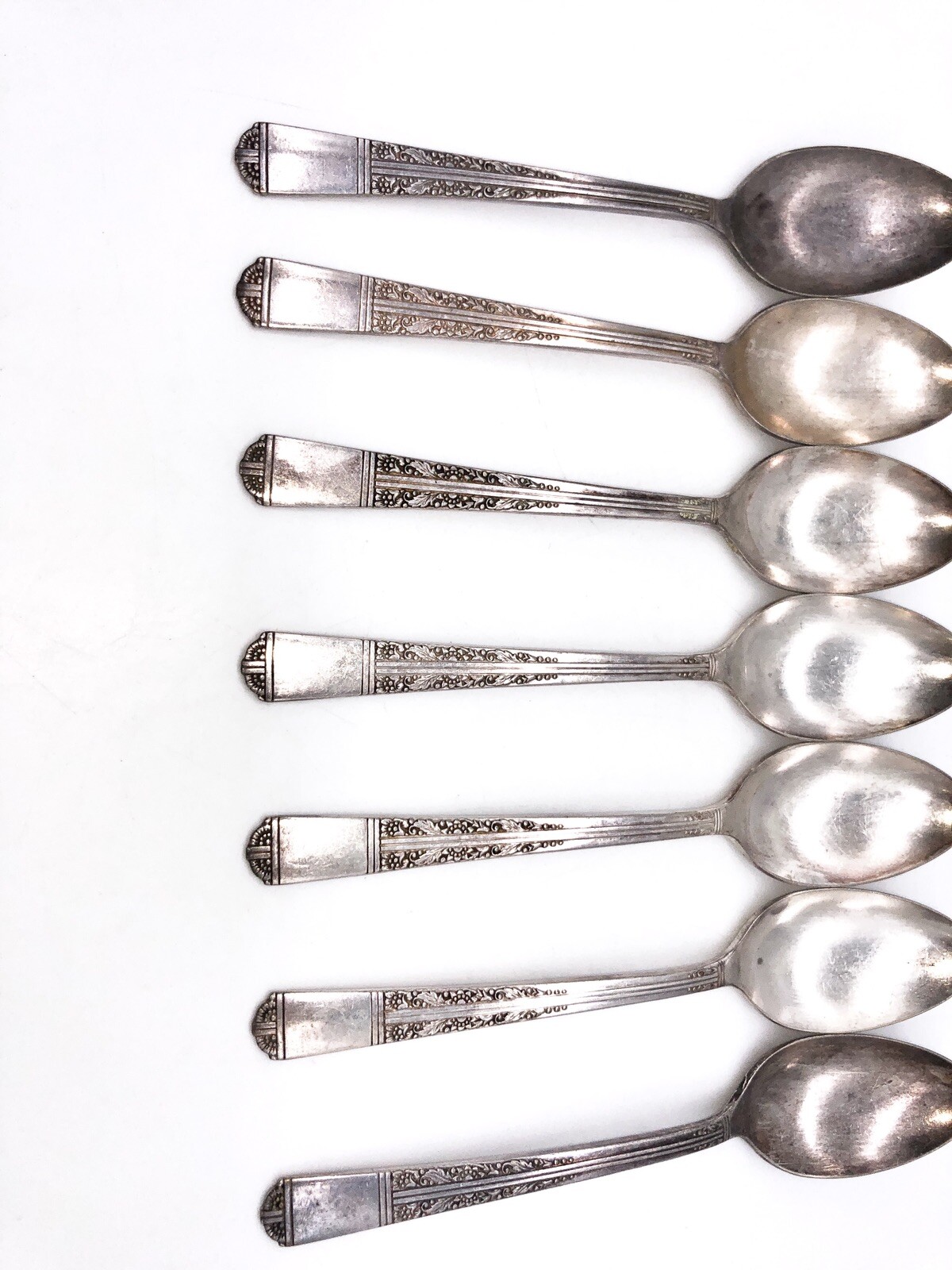 7 Oakleigh/Royal York Silver Plate Teaspoons Oneida Community 6″ Tudor Plate