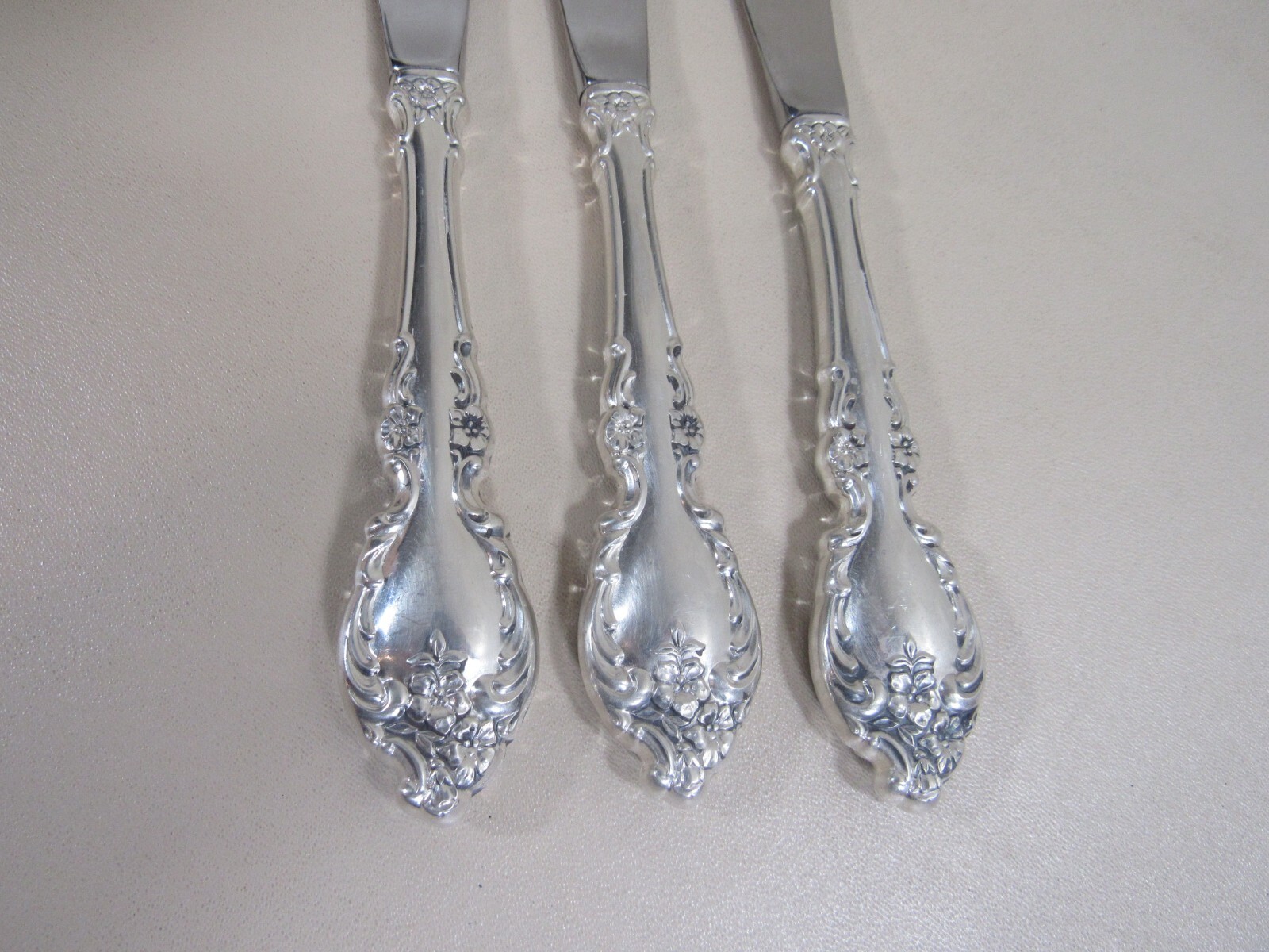 Sterling Silver Handle Oneida Botticelli Dinner Knife