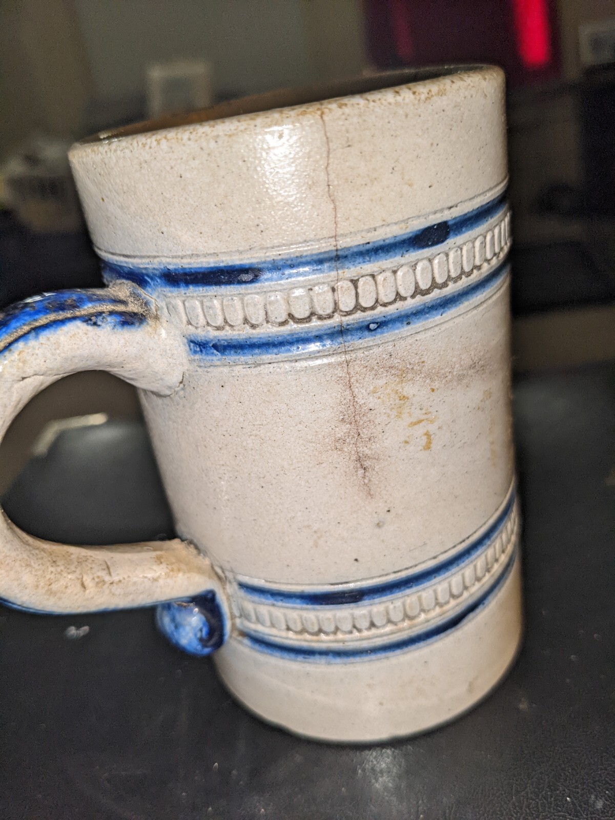 JUl HAUSMANI SALT GLAZED DECORATED STONEWARE MUG NY RARE MARK HAIRLINE AS IS