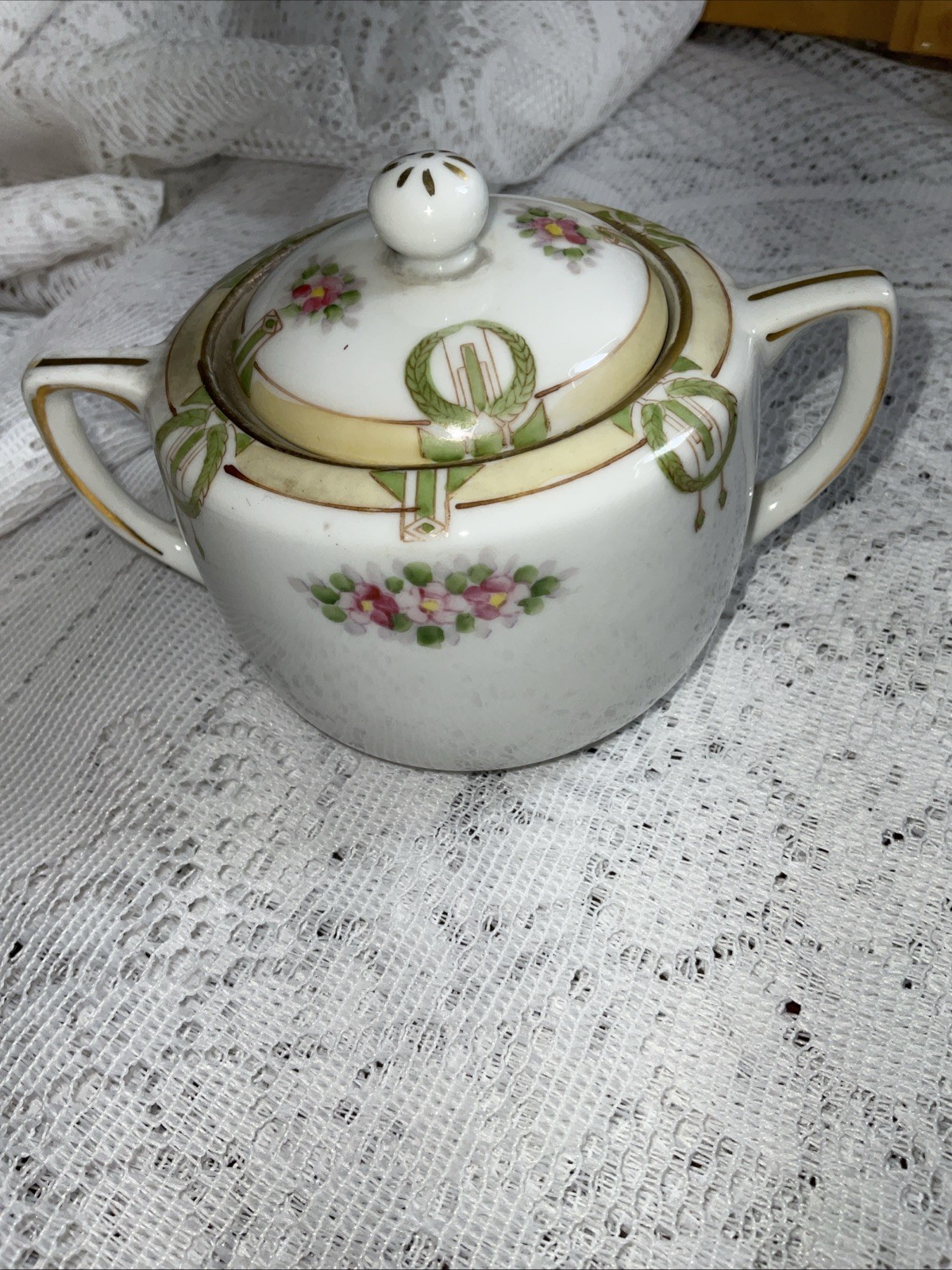 Antique Nippon Porcelain Sugar Dish. Hand Painted. Made In Japan In 1920-1929.