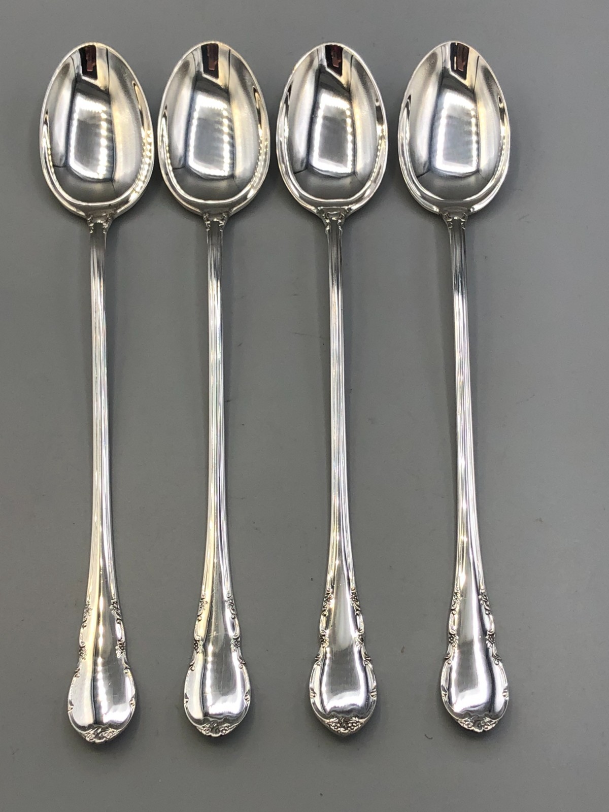 Modern Victorian by Lunt Sterling Silver set of 4 Iced Beverage Spoons 7 3/8″