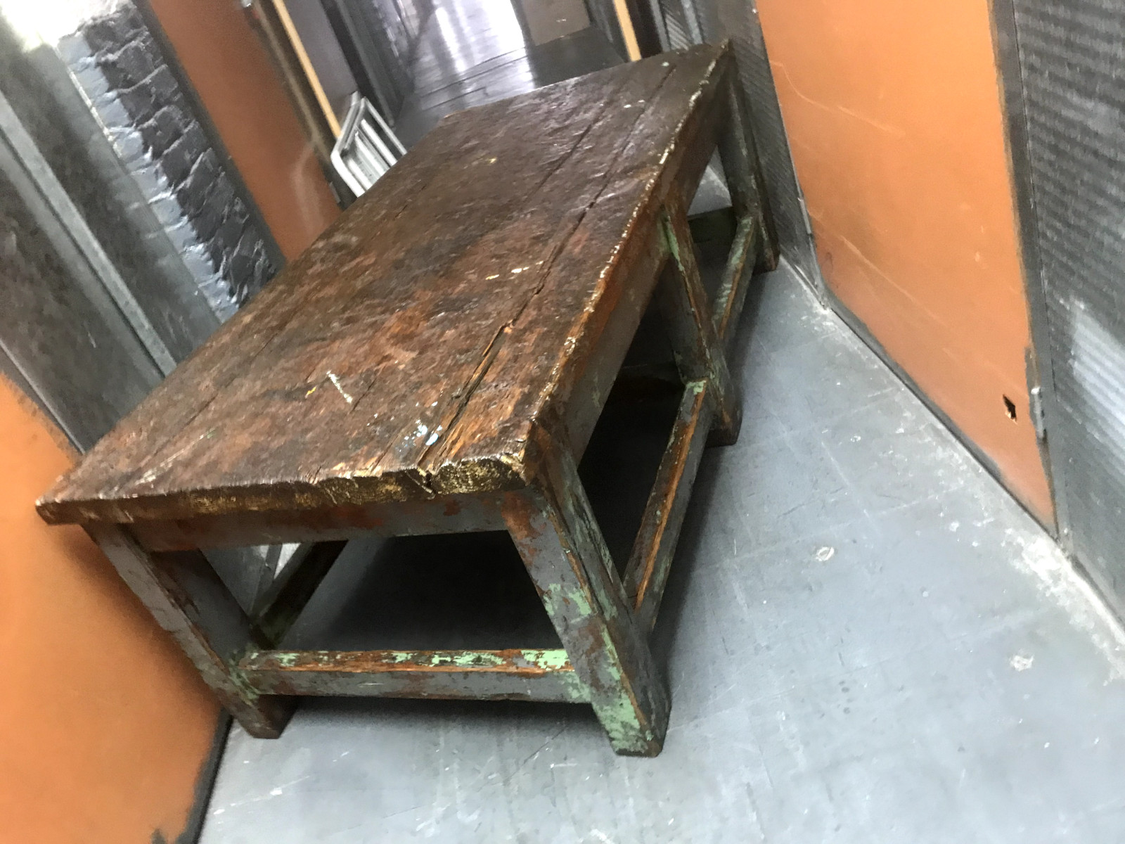 ANTIQUE 1930s/40s WORK COFFEE TABLE SHABBY INDUSTRIAL FARM LOFT CHIC SOLID
