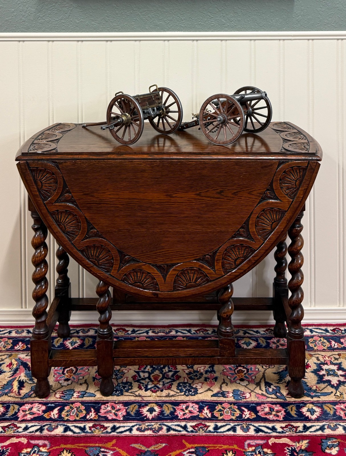 Antique English Table Drop Leaf Gateleg CARVED TOP Barley Twist Oak c. 1920-30s