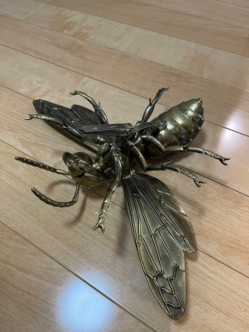 Japanese Samurai Kabuto Maeda-te Hornet Ornament Large Wasp Helmet Accessory JP