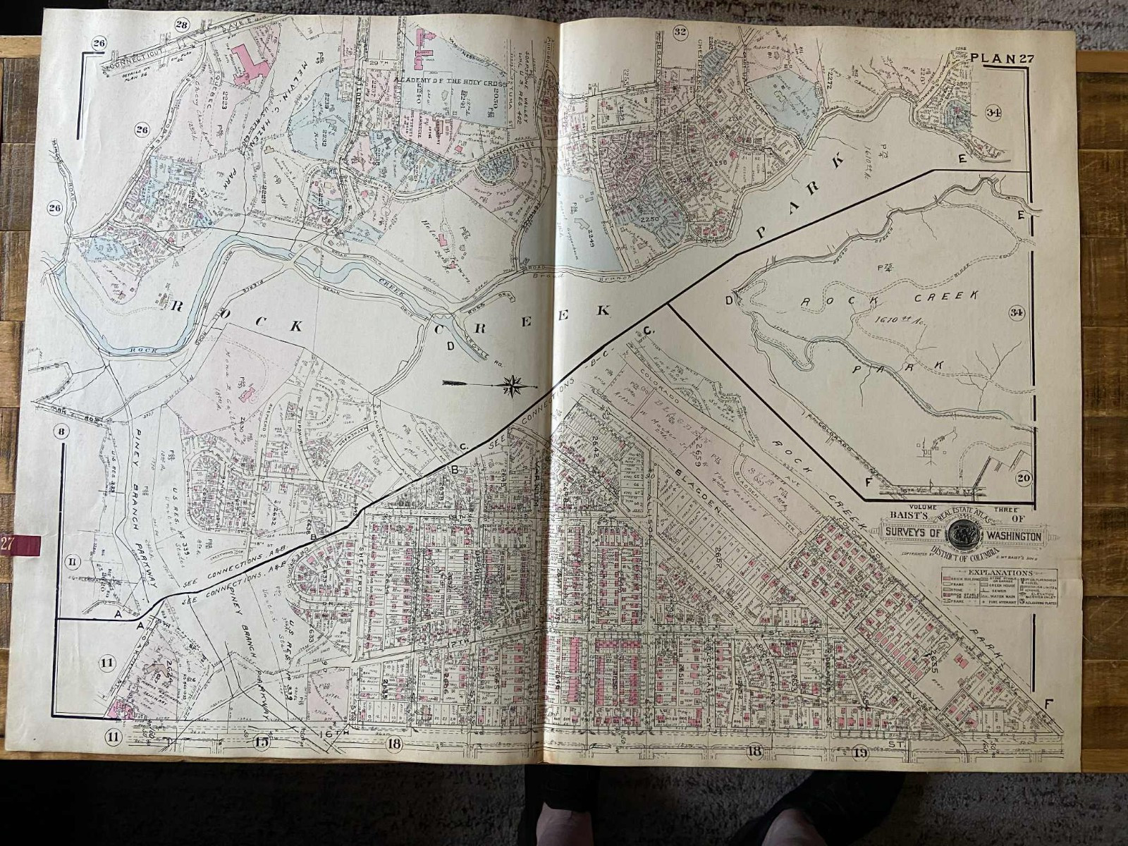 Detailed large plat map. Crestwood Area (PLAN 27) Washington D.C. 1945