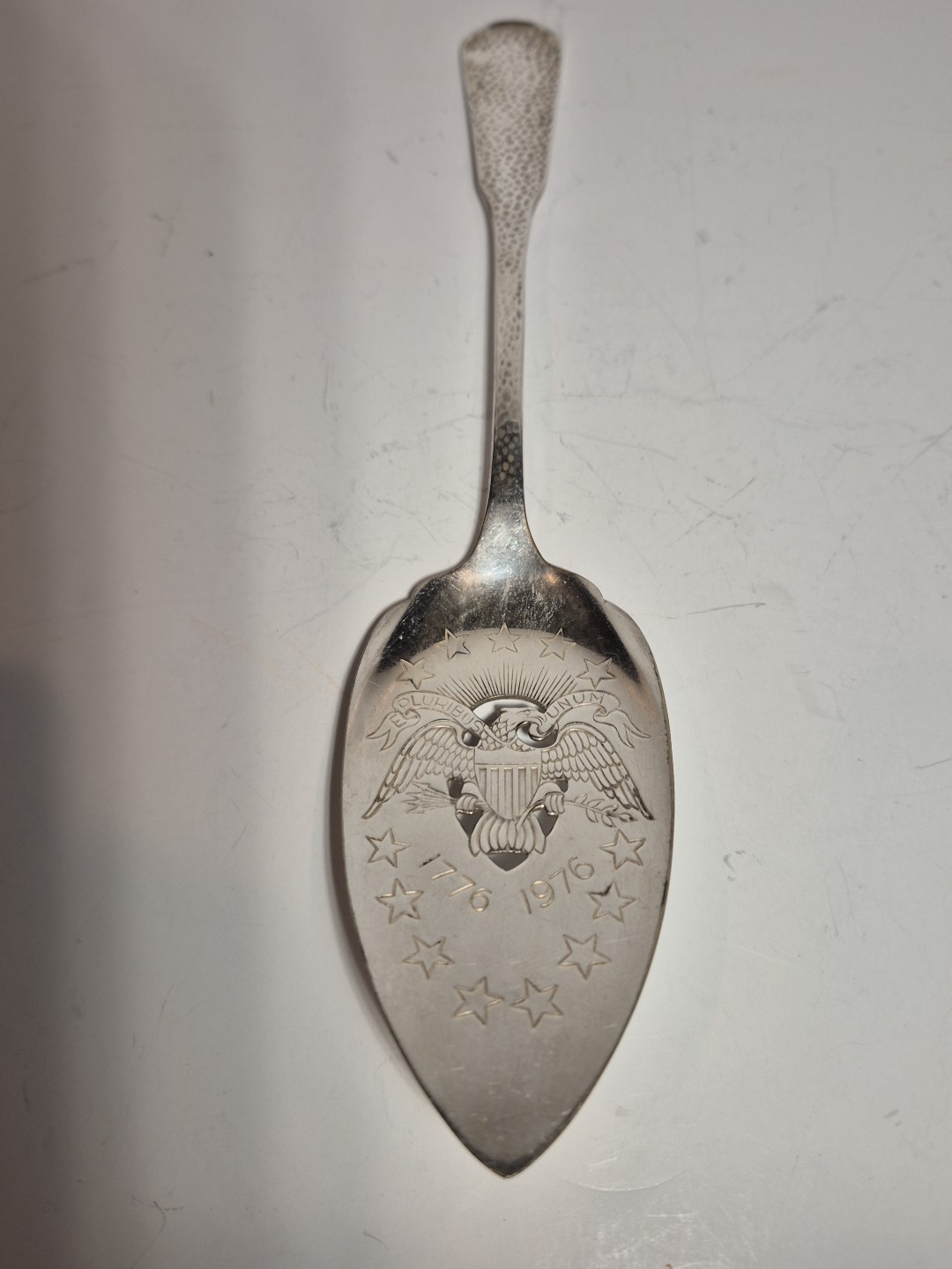 Bicentennial 1776-1976 Silverplate Pie/Cake Server 1881 Rogers Oneida Ltd.