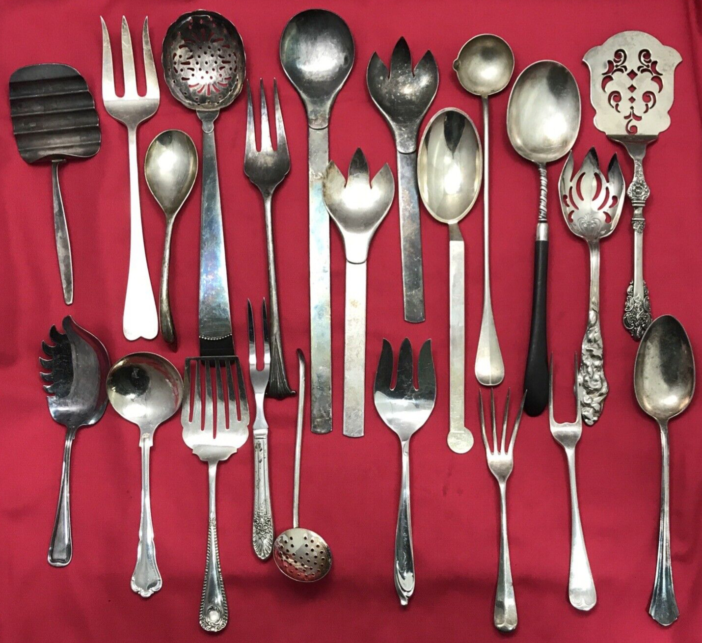 22 Assorted Antique to Vintage Silverplated SERVING PIECES 8″ to 15″ Mix