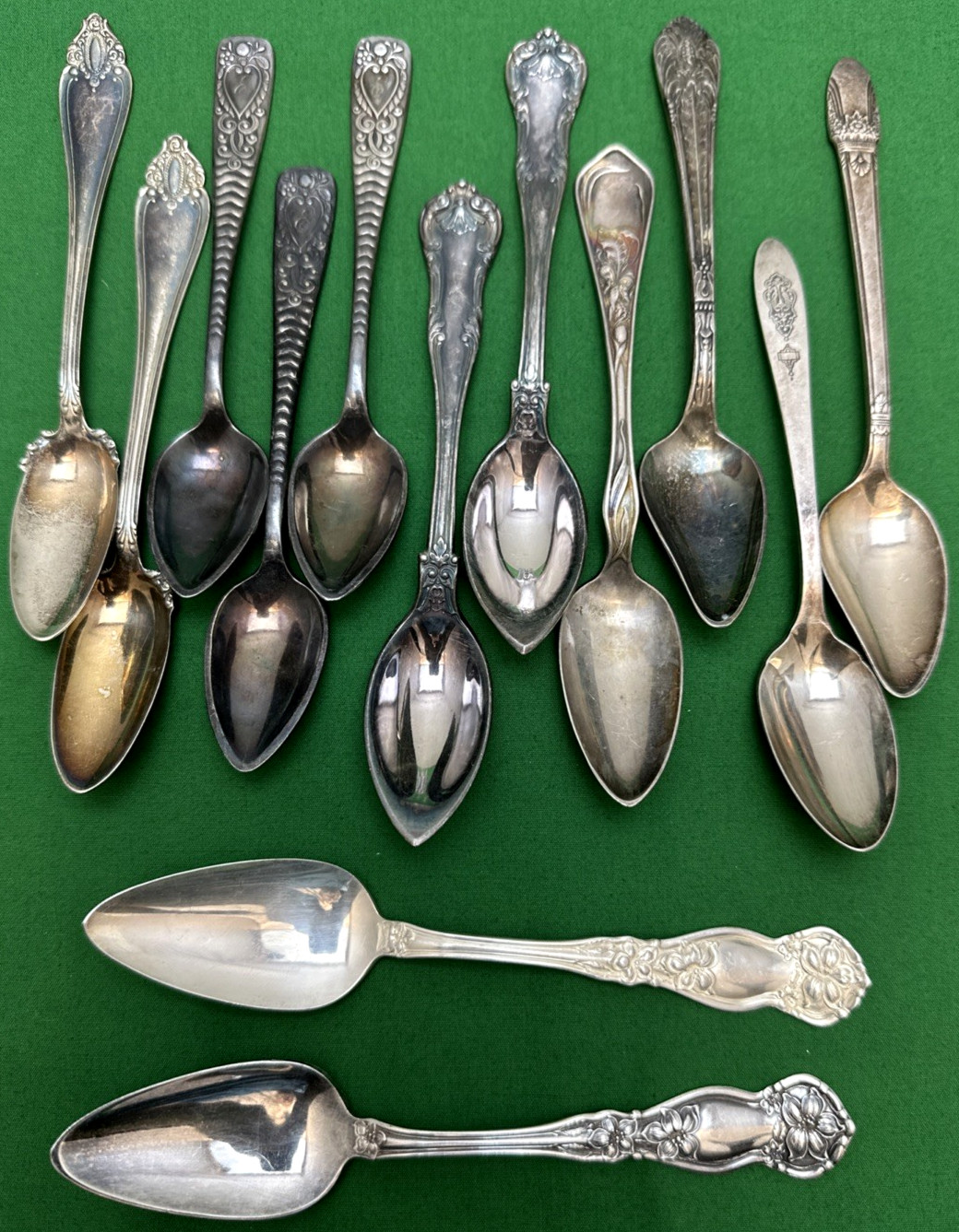 12 Pc Antique to Vintage Silverplated FRUIT / ORANGE / GRAPEFRUIT SPOONS