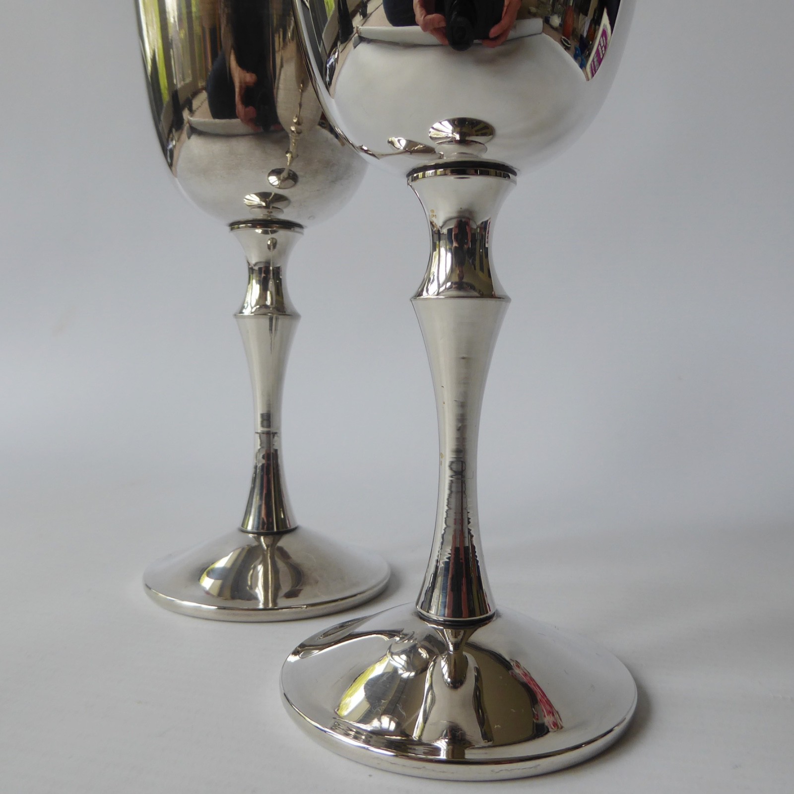 Grenadier England 2 silver plated goblets, 1970s 1980s retro vintage wine glass