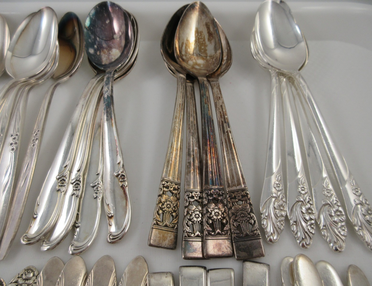 48 Piece Mixed Pattern Vintage Teaspoon Silverplate Lot #1