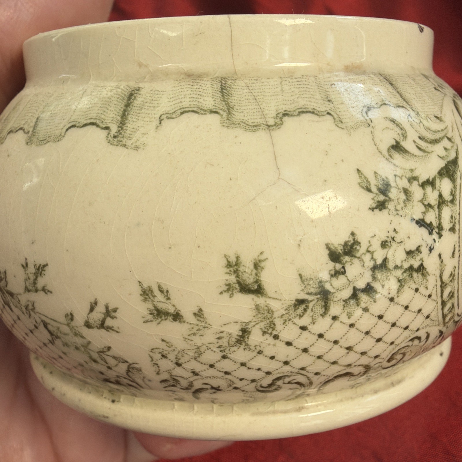BARBER’S ANTIQUE SHAVING CREAM POT WITH LID FROM ROGER & GALLET FRENCH PERFUMERS