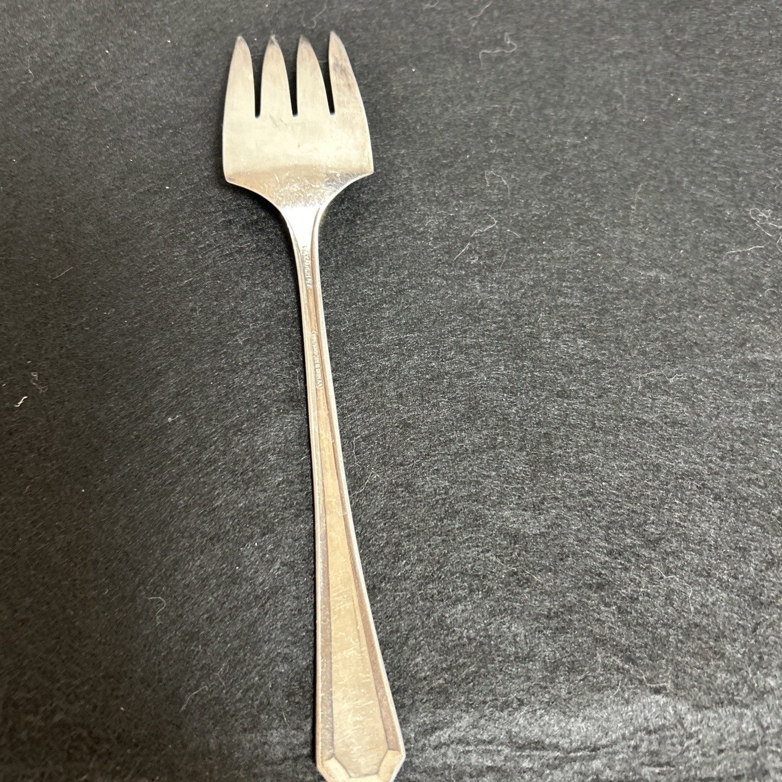 WM. ROGERS & SON AA Fork Serving Mayfair Silverplate