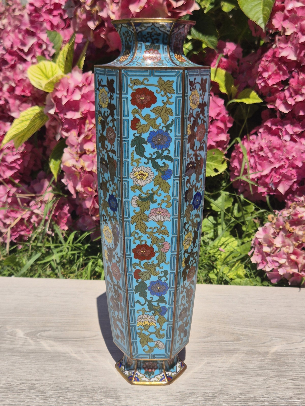 Very Rare Japanese Cloisonne Enamel Hexagonal Vase – Gonda Hirosuke – Meiji Era