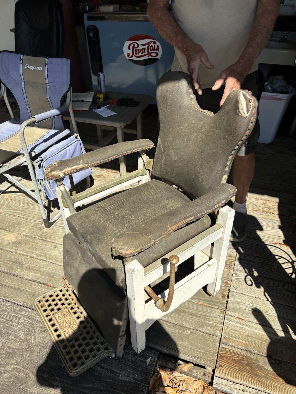 Emil j paidar barber chair, Pre-1950’s￼