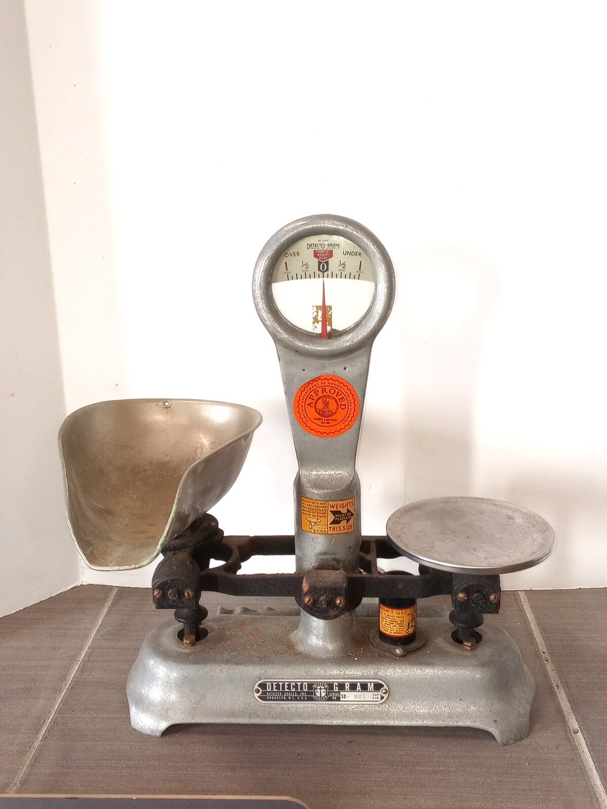 Vintage Detecto Gram Scale Market Scale Detecto 5D Series 3lbs. Capacity