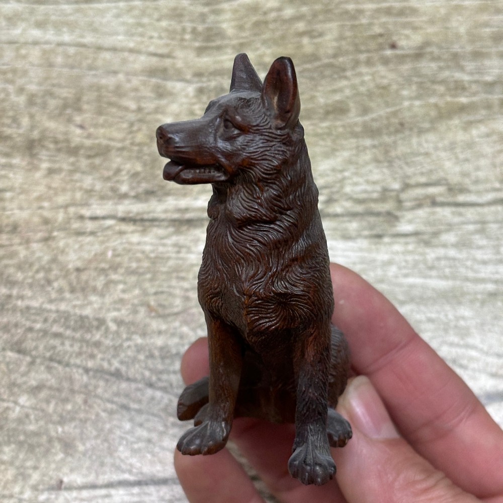 Vintage Boxwood Carving Wooden Wolf Sculpture Canine Figurine Wilderness Decor