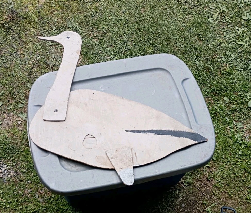Primitive Vintage Antique Folding Painted Wood Snow Goose Duck Decoy ~10.5×24″