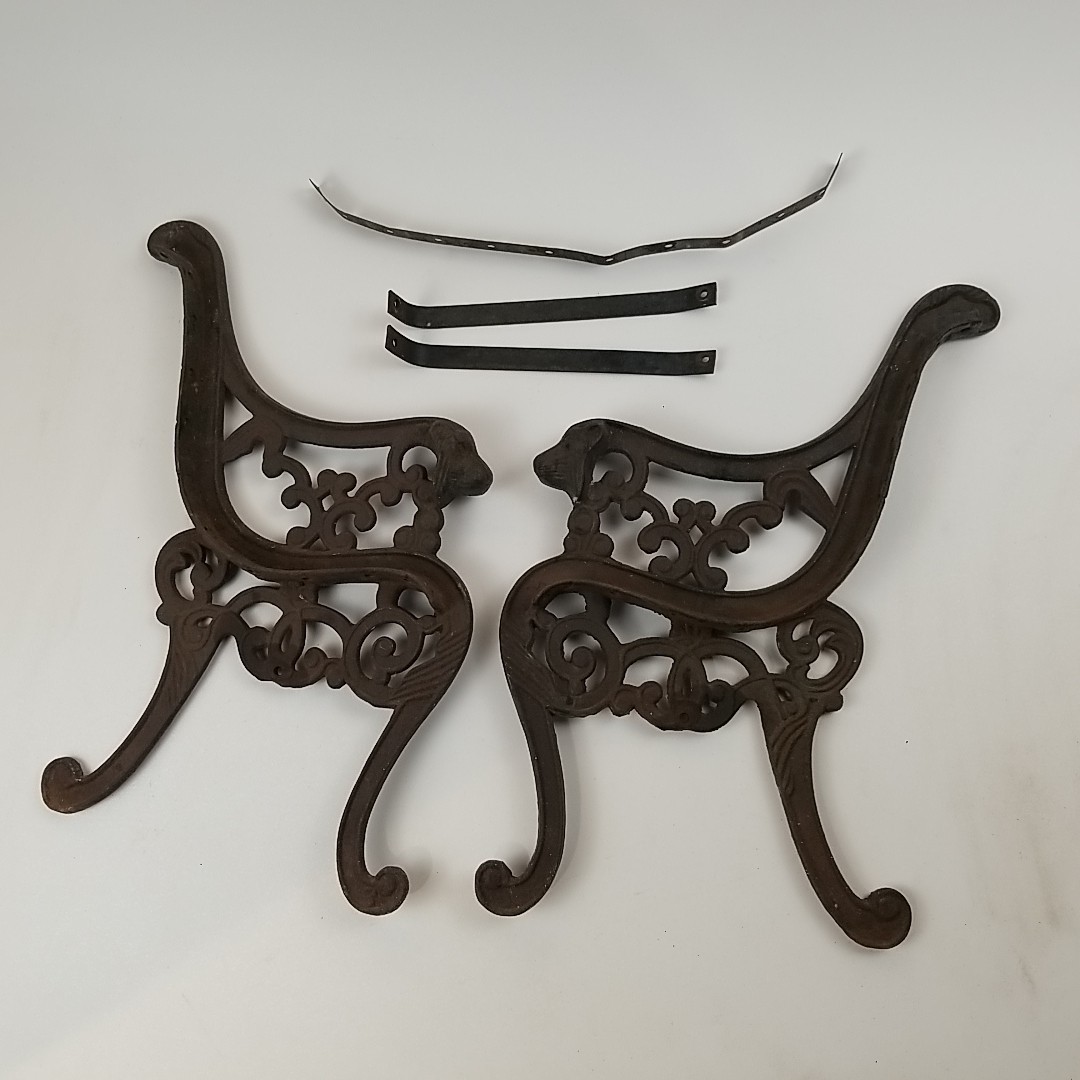 Vintage Cast Iron Bench Lion Head Sides Ends Child Bench Project Rustic