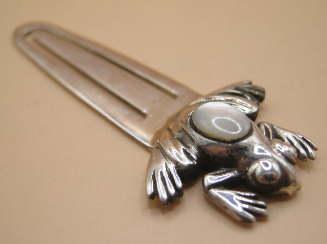 Solid Silver 925 Frog / Toad Bookmark Set With MOP Stone – Paper Money Clip