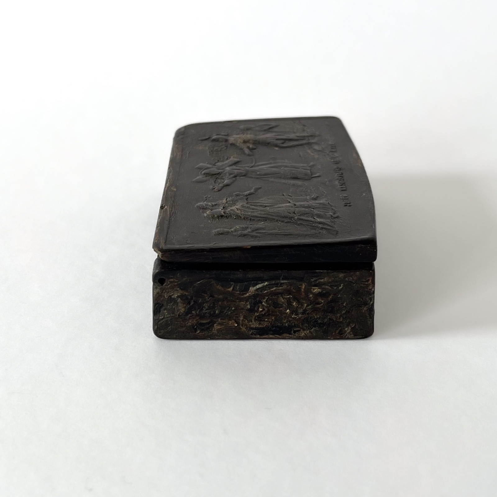 19th Century Carved Horn Snuff Box Religious Scene Jesus Meets His Mother