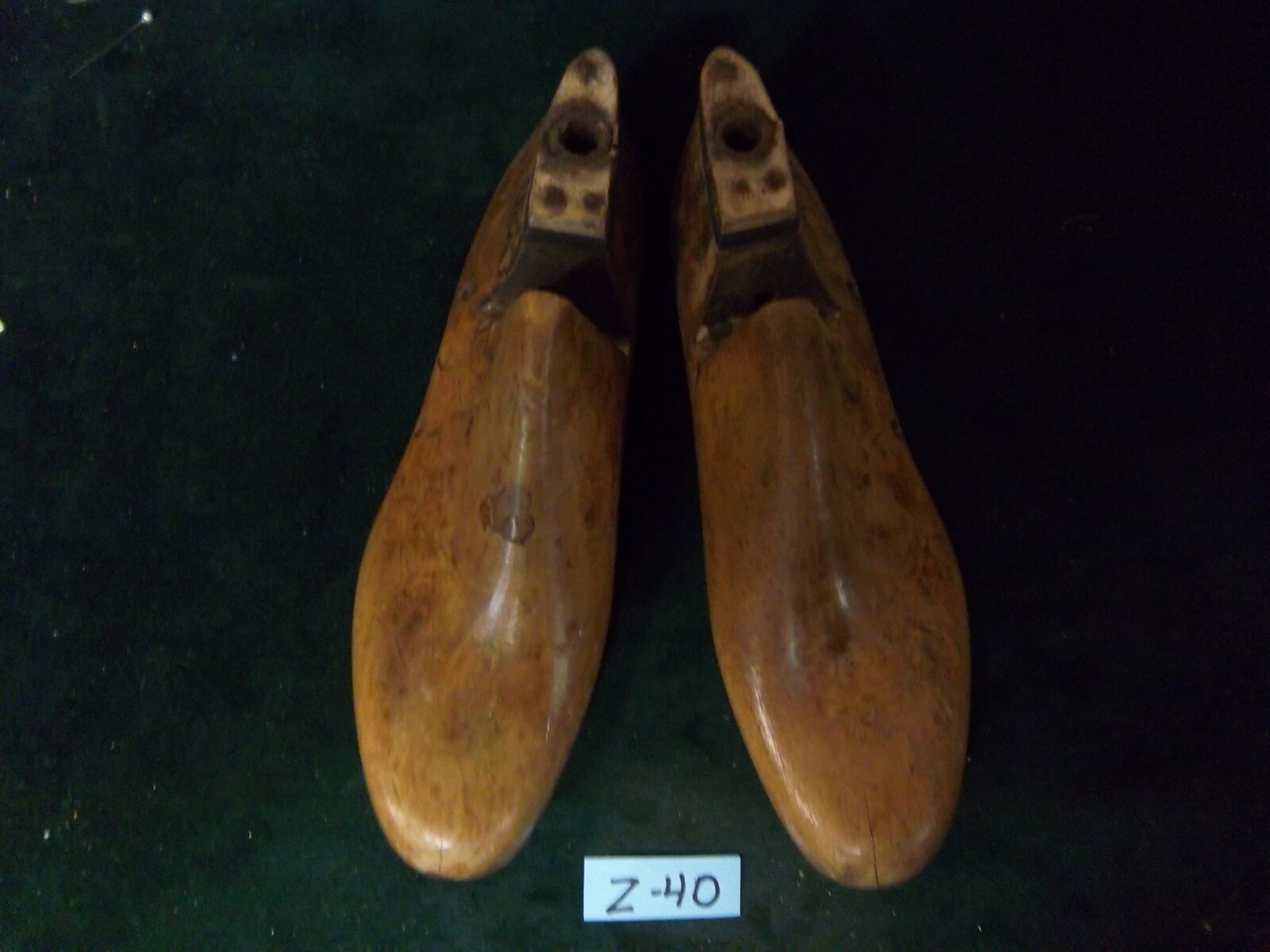 VINTAGE PAIR Size 7-1/2 C #600 Industrial Shoe Factory Lasts ~ #Z-40