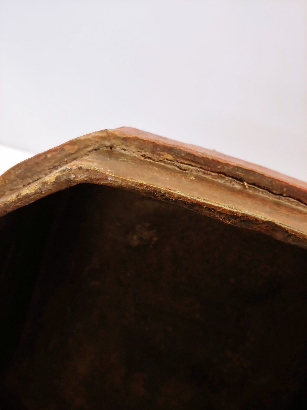 Antique Oriental Top Hat Keepsake Box – Paper Mache / Clay / Plaster Composition