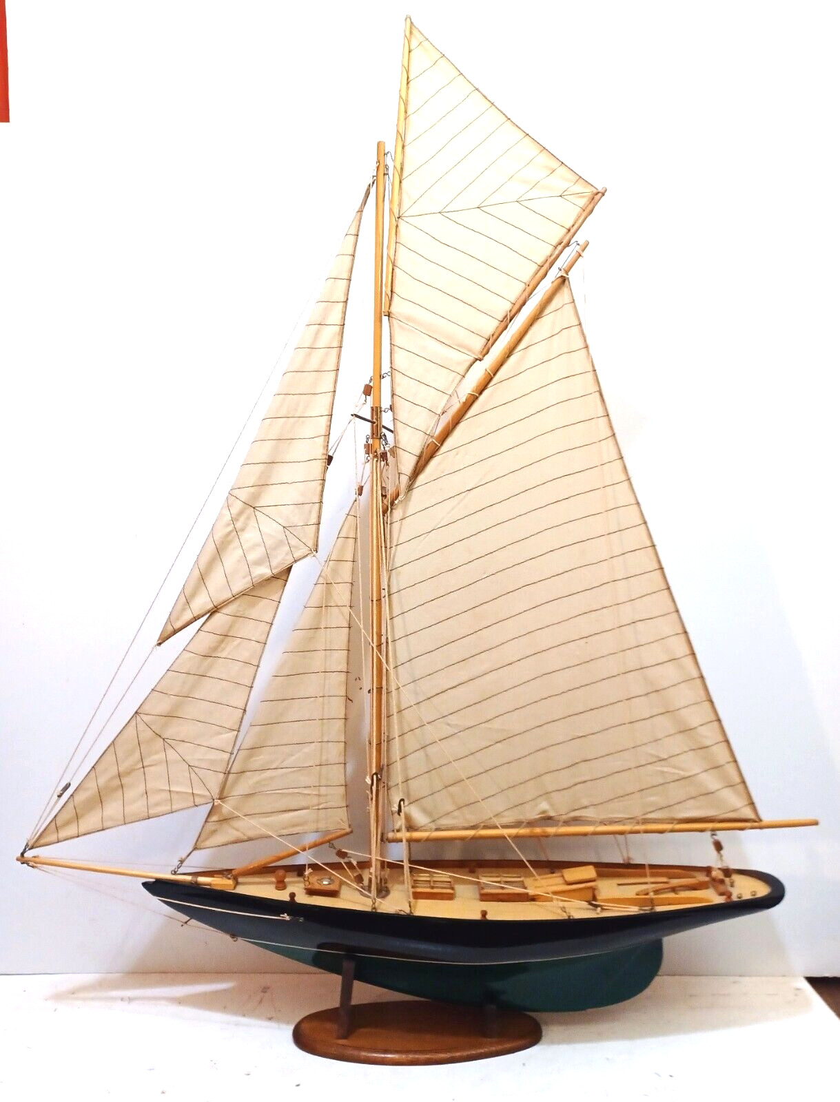 VINTAGE WILLIAM FIFE CAPE HORN WOOD MODEL YACHT w/ STAND 40″ TALL FULLY RIGGED